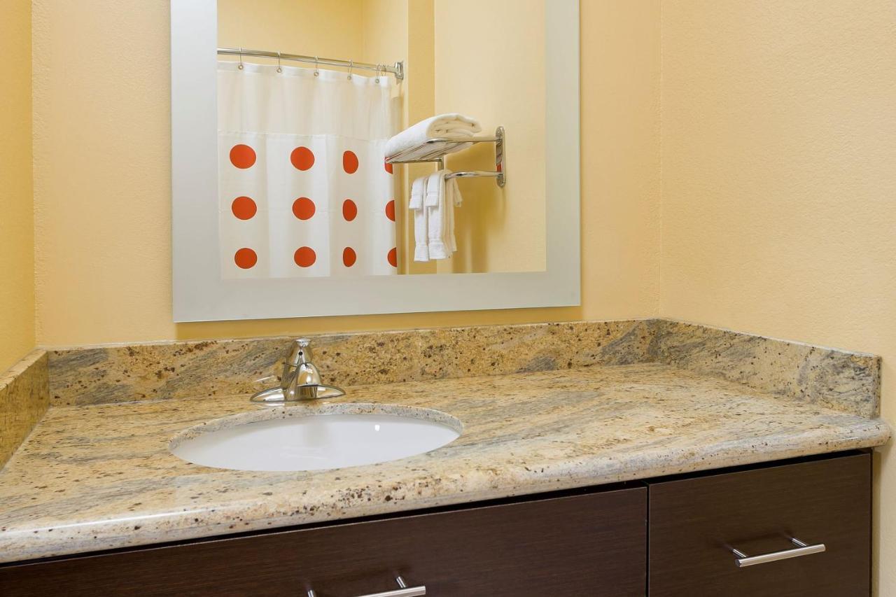 Towneplace Suites By Marriott Dallas Bedford Extérieur photo