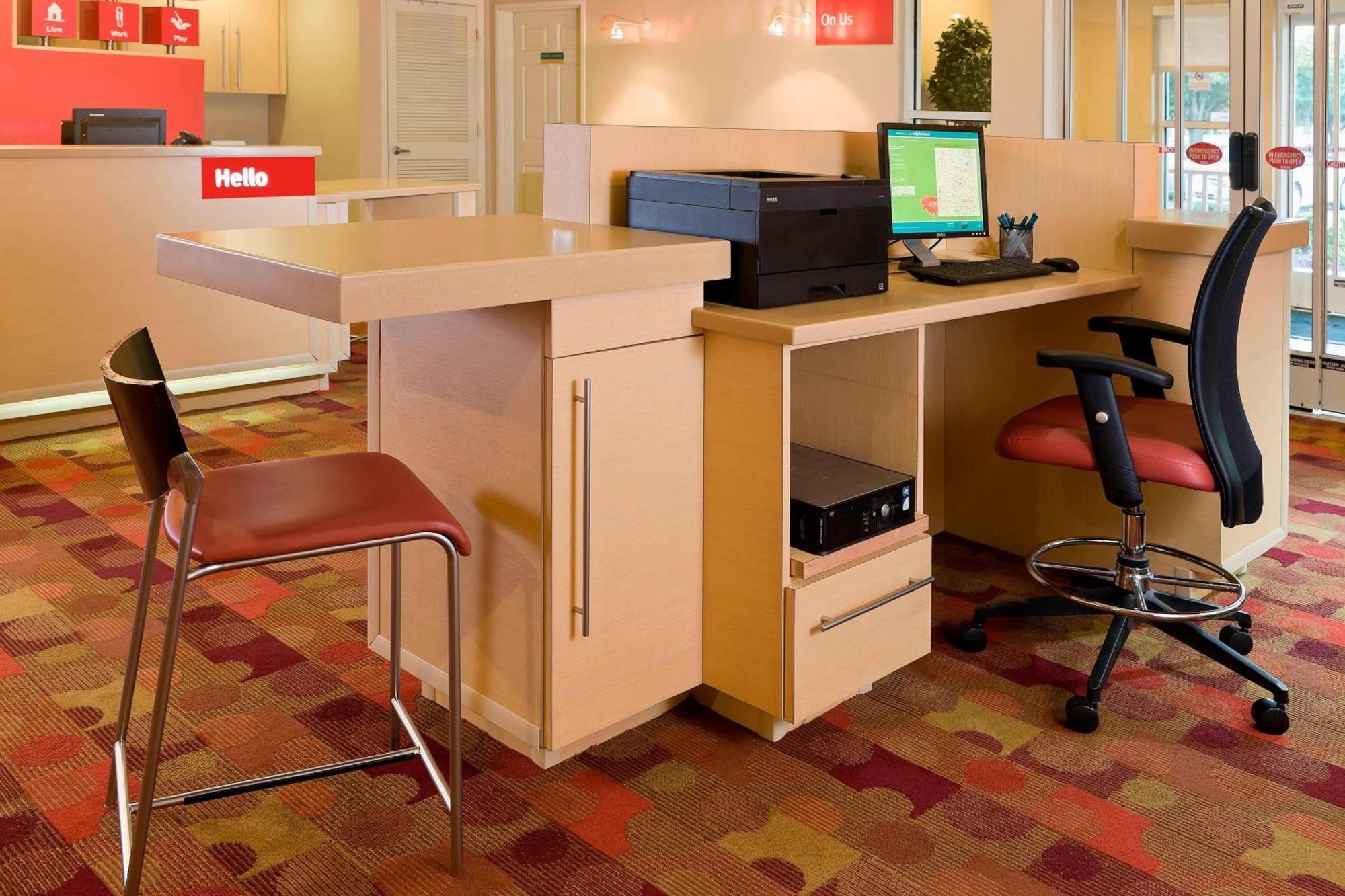 Towneplace Suites By Marriott Dallas Bedford Extérieur photo