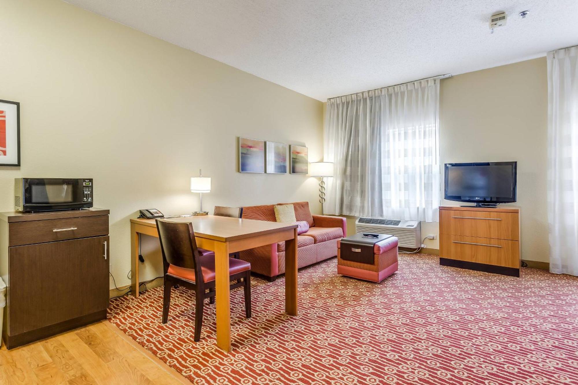 Towneplace Suites By Marriott Dallas Bedford Extérieur photo