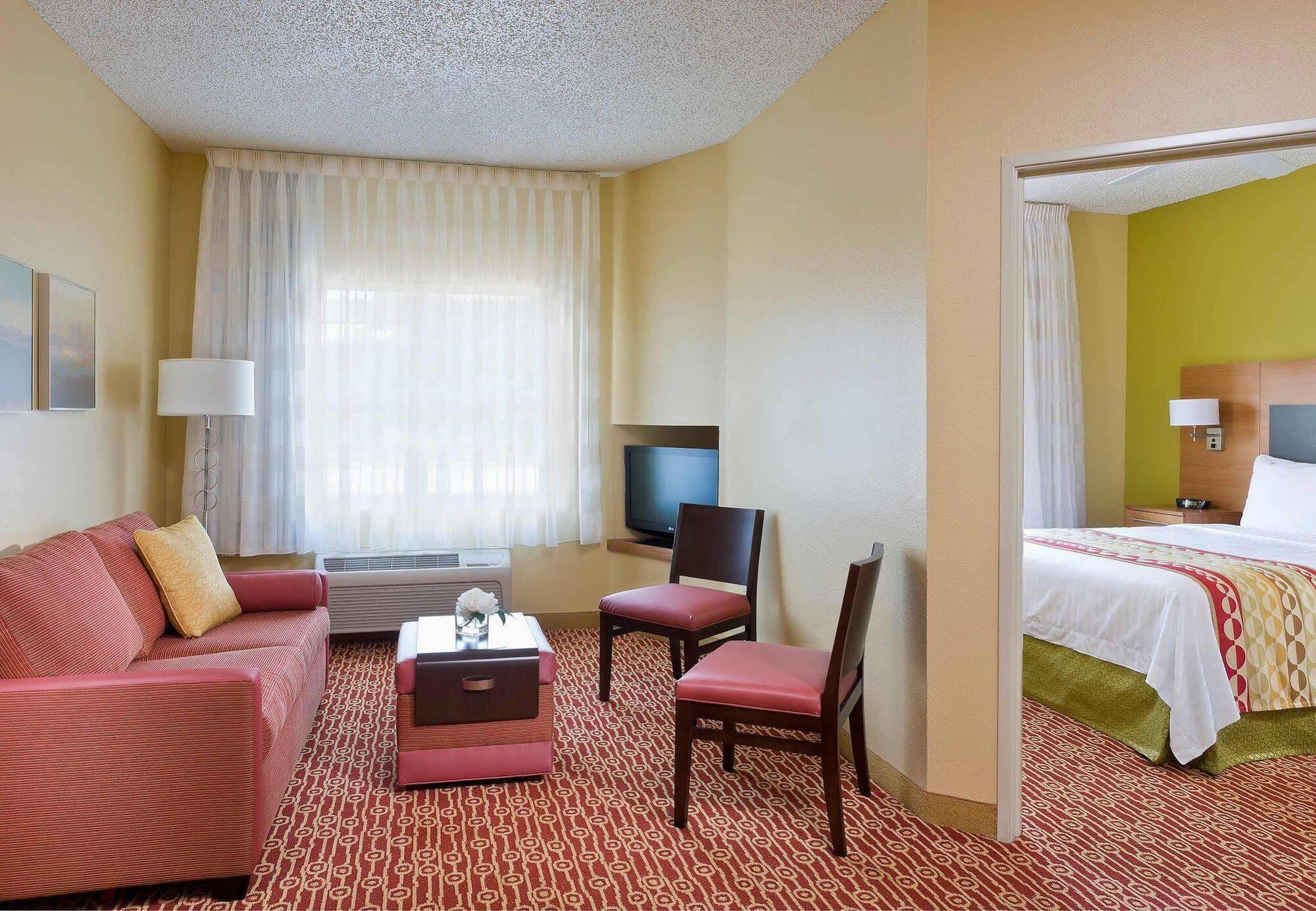 Towneplace Suites By Marriott Dallas Bedford Extérieur photo